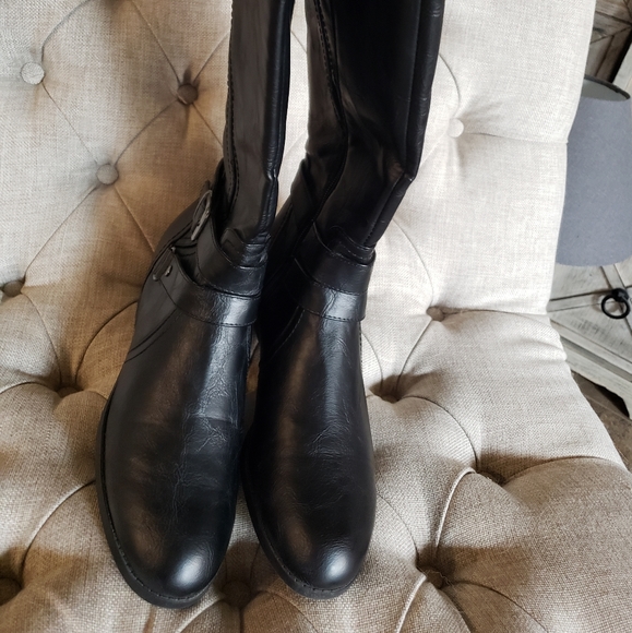 Riding boots - Picture 2 of 5